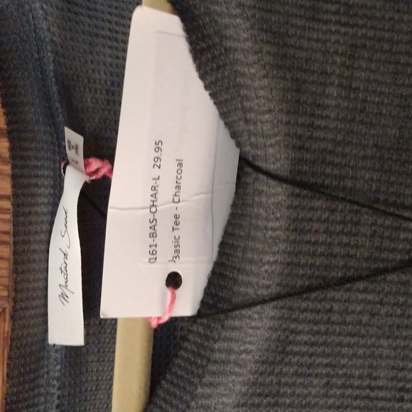 Basic Tee - Picture 2 of 3